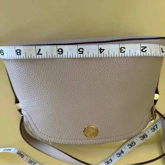 Elegant Gray Crossbody Bag - Picture 7 of 9